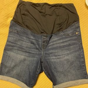 Isabel Maternity Bermuda Shorts size 18